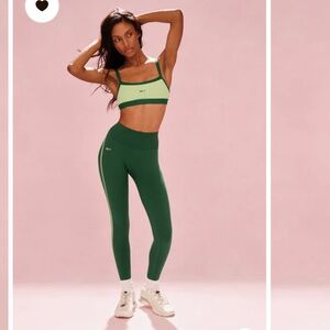 SET Active ClubSet Bra + Leggings💚